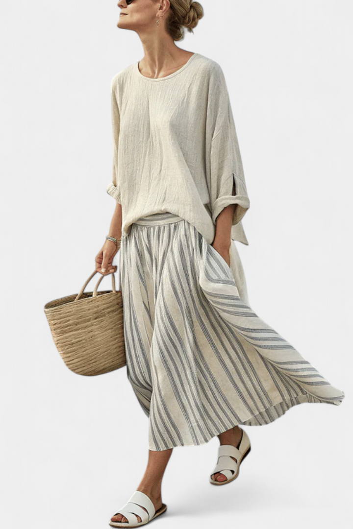 Souprava Casual Daisy s Oversize Tričkem a Midi Sukní s Pruhy z Lněného Bambusu pro Elegantní a Pohodlný Styl