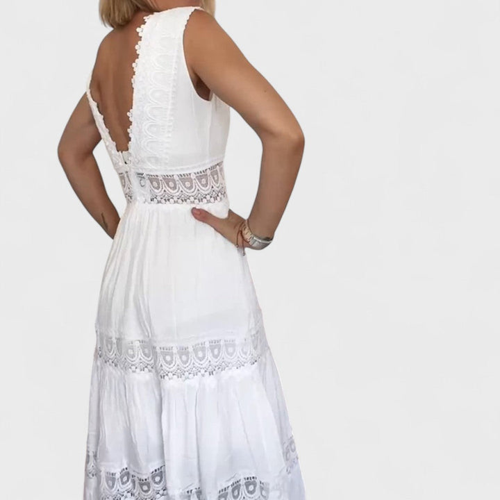 Veronika - Elegantní Krajková Šaty s Výstřihem do V