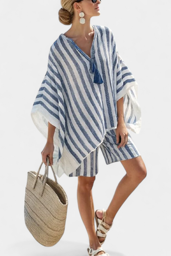 Sada pruhovaných Nancy s oversized tričkem a elegantními šortkami